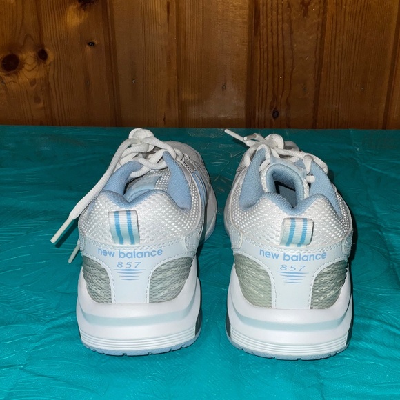 New Balance 857 - Picture 2 of 6